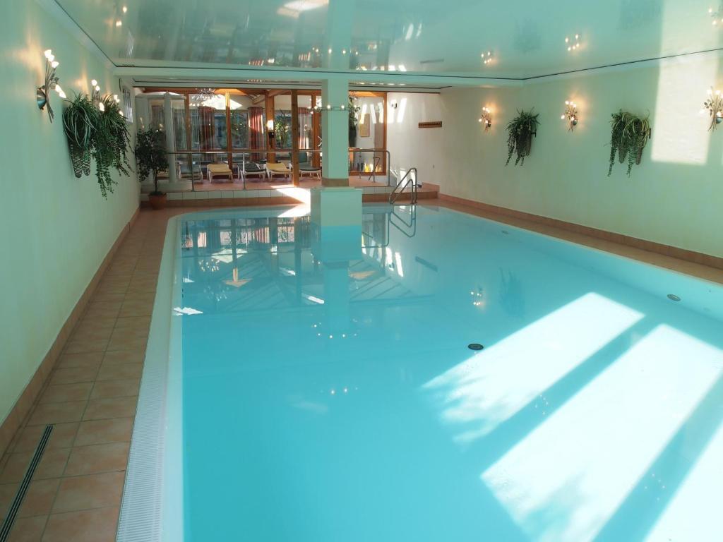 Parkhotel Zum Stern Oberaula Eksteriør bilde