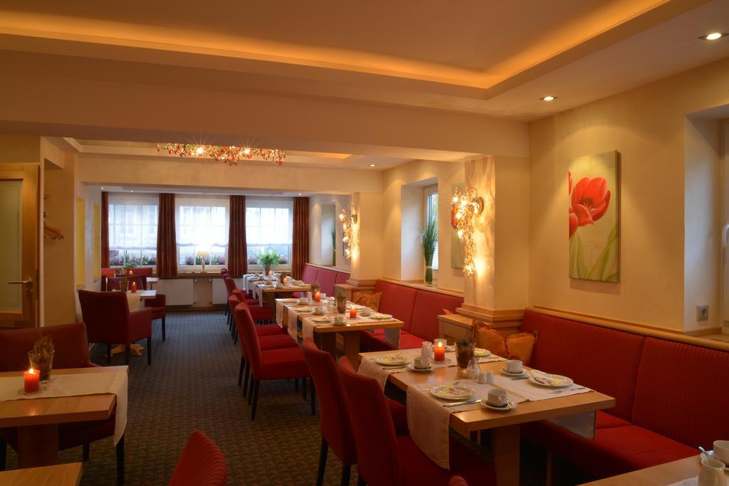 Parkhotel Zum Stern Oberaula Eksteriør bilde