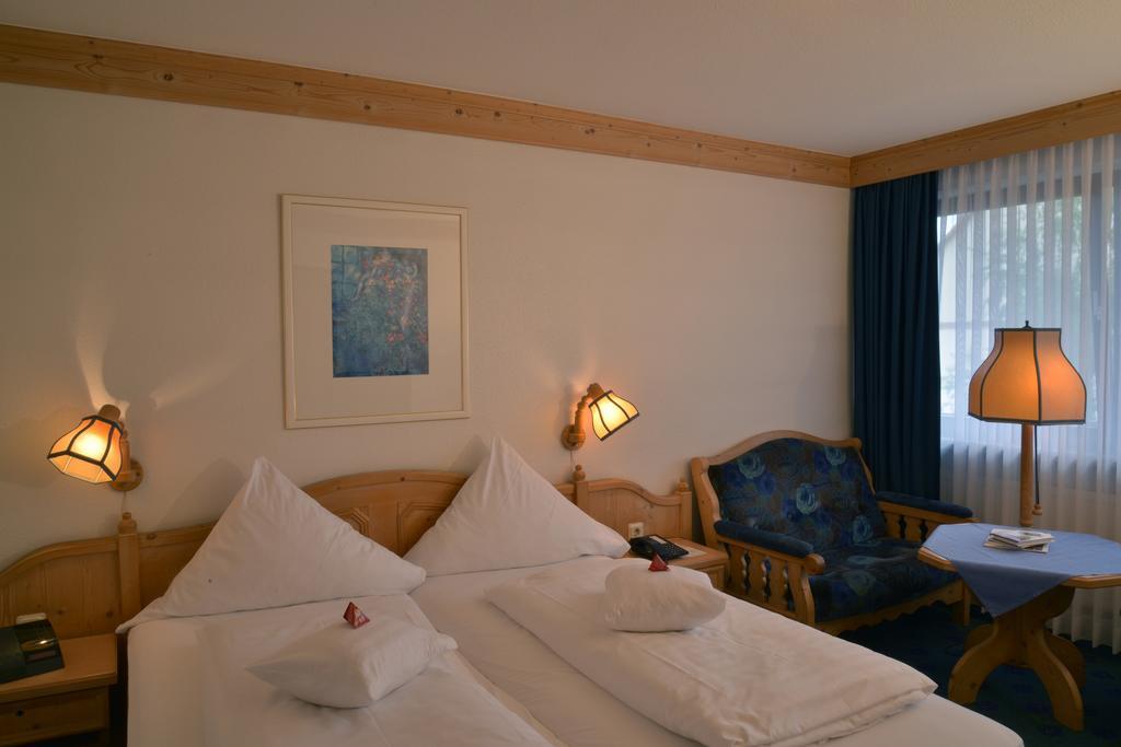 Parkhotel Zum Stern Oberaula Eksteriør bilde